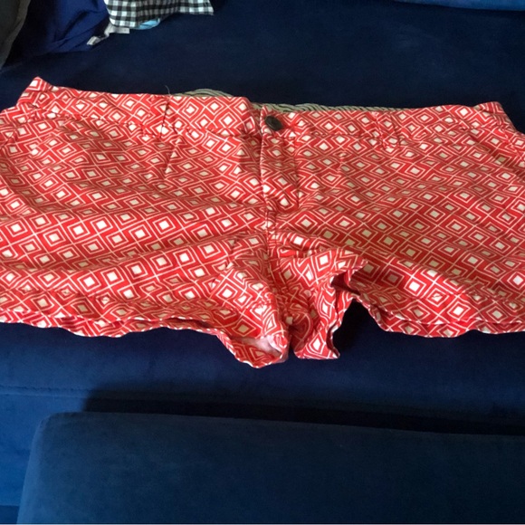 Pattern shorts - Picture 2 of 3